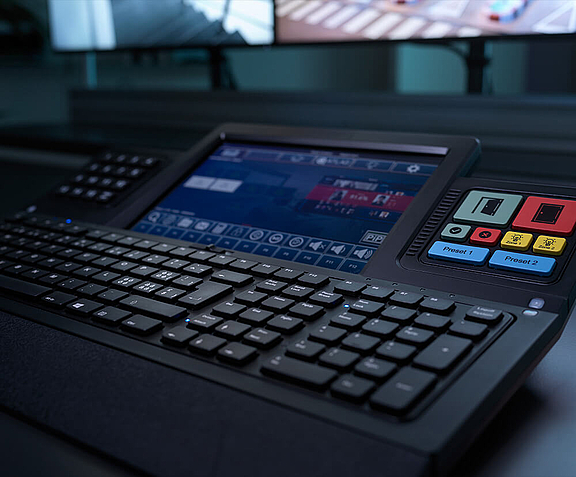 Close-up of the WEYTEC smartTOUCH keyboard